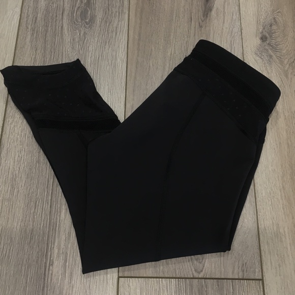 Lululemon Just Breathe Crop - Picture 2 of 8